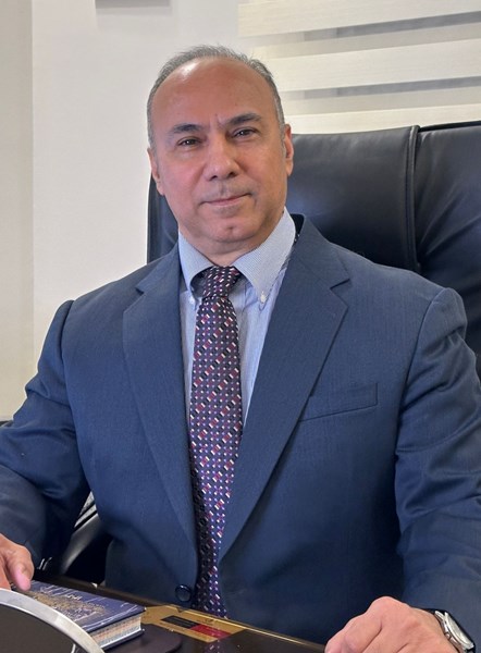 Dr. Dariush Erfanian